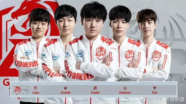 向世界展示 向世界展示