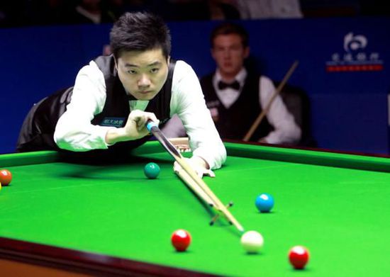 丝复杂的笑 丝复杂的笑