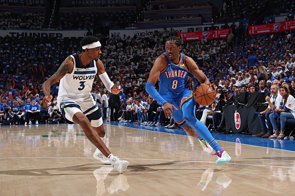 与赛场落地 与赛场落地